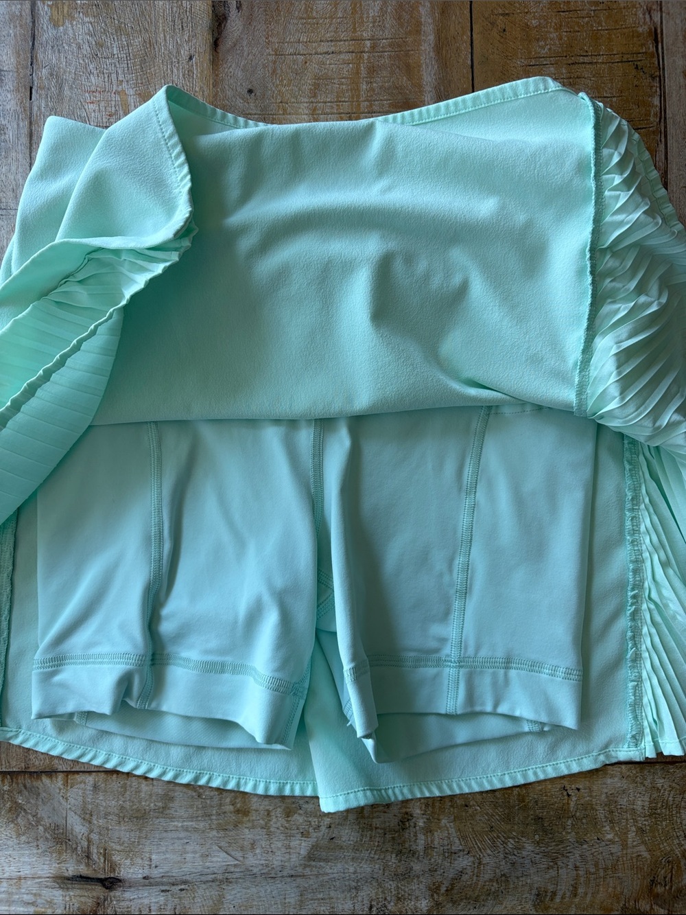 lululemon athletica Mint Green Athletic Pleated Skirt size 2 - Picture 4 of 10